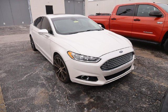 Used 2013 Ford Fusion Titanium w/ Titanium Driver Assist Pkg AWD/4WD image 3
