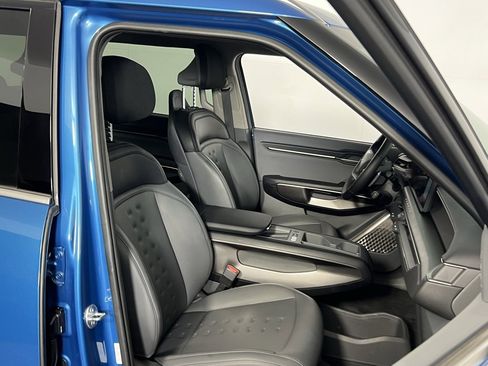 Used 2024 Kia EV9 Wind image 31