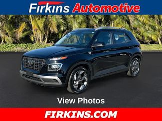 Used 2025 Hyundai Venue SEL FWD video 1
