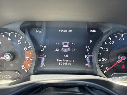 Used 2024 Jeep Compass Latitude AWD/4WD image 10