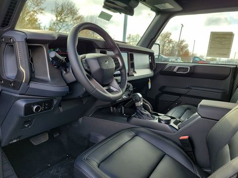 New 2025 Ford Bronco Badlands w/ Sasquatch Package image 20