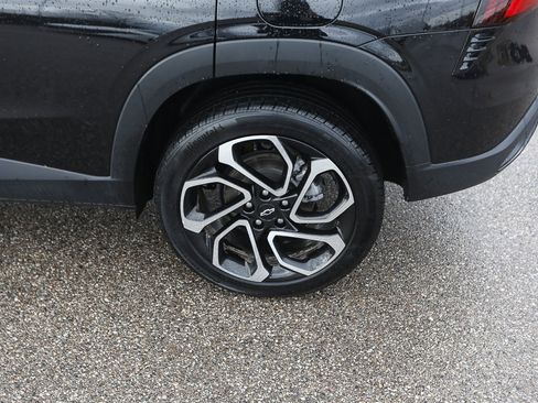 Used 2024 Chevrolet Trax RS w/ Driver Confidence Package image 4