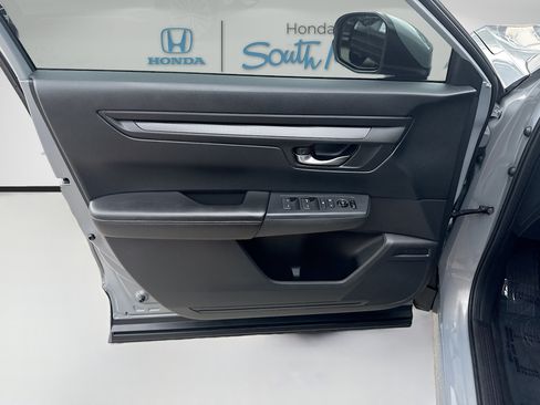 Certified 2025 Honda CR-V LX image 19