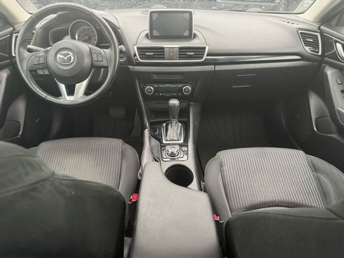 Used 2016 MAZDA MAZDA3 i Touring w/ Popular Equipment Package FWD image 16