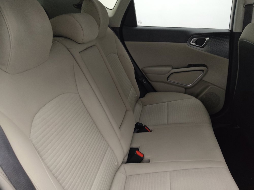 Used 2020 Kia Soul EX FWD image 19