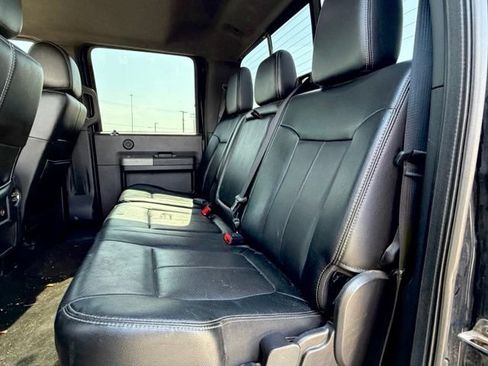 Used 2016 Ford F250 Lariat w/ Lariat Ultimate Package AWD/4WD image 9