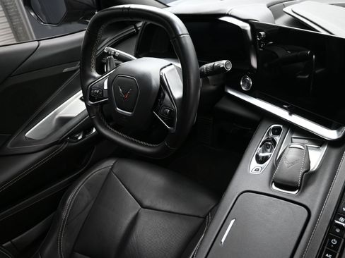 Used 2022 Chevrolet Corvette Stingray Coupe w/ Battery Protection Package image 19