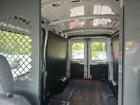 Used 2017 Ford Transit 250 148 Medium Roof w/ Interior Upgrade Package RWD image 21