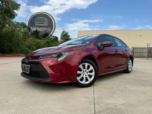 Used 2024 Toyota Corolla LE FWD image 1
