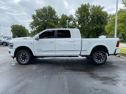 Used 2025 RAM 2500 Limited AWD/4WD image 4