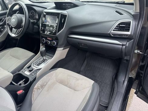 Used 2019 Subaru Forester Premium AWD/4WD image 10