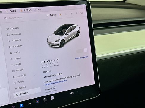 Used 2018 Tesla Model 3 Long Range image 18