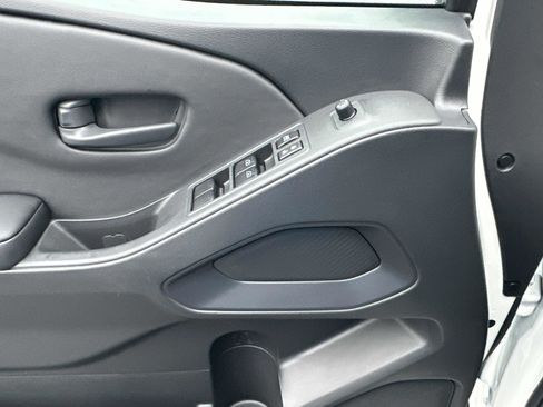 New 2026 Nissan Frontier SV w/ SV Convenience Package image 18