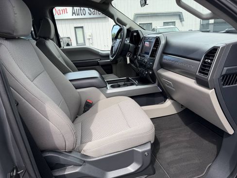 Used 2022 Ford F350 XLT w/ Black Appearance Package AWD/4WD image 27