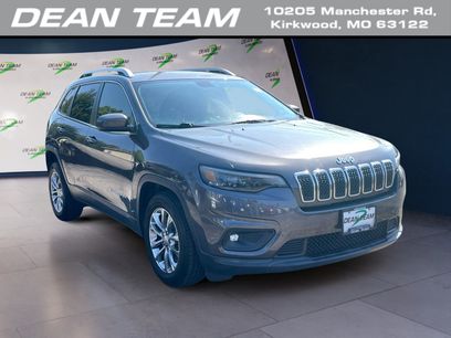 Used 2019 Jeep Cherokee Latitude Plus w/ Comfort/Convenience Group
