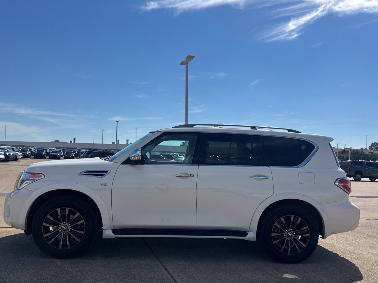 Used 2019 Nissan Armada Platinum w/ Captain's Chairs Package RWD image 15