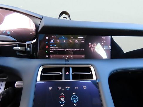New 2025 Porsche Taycan 4S AWD/4WD image 28