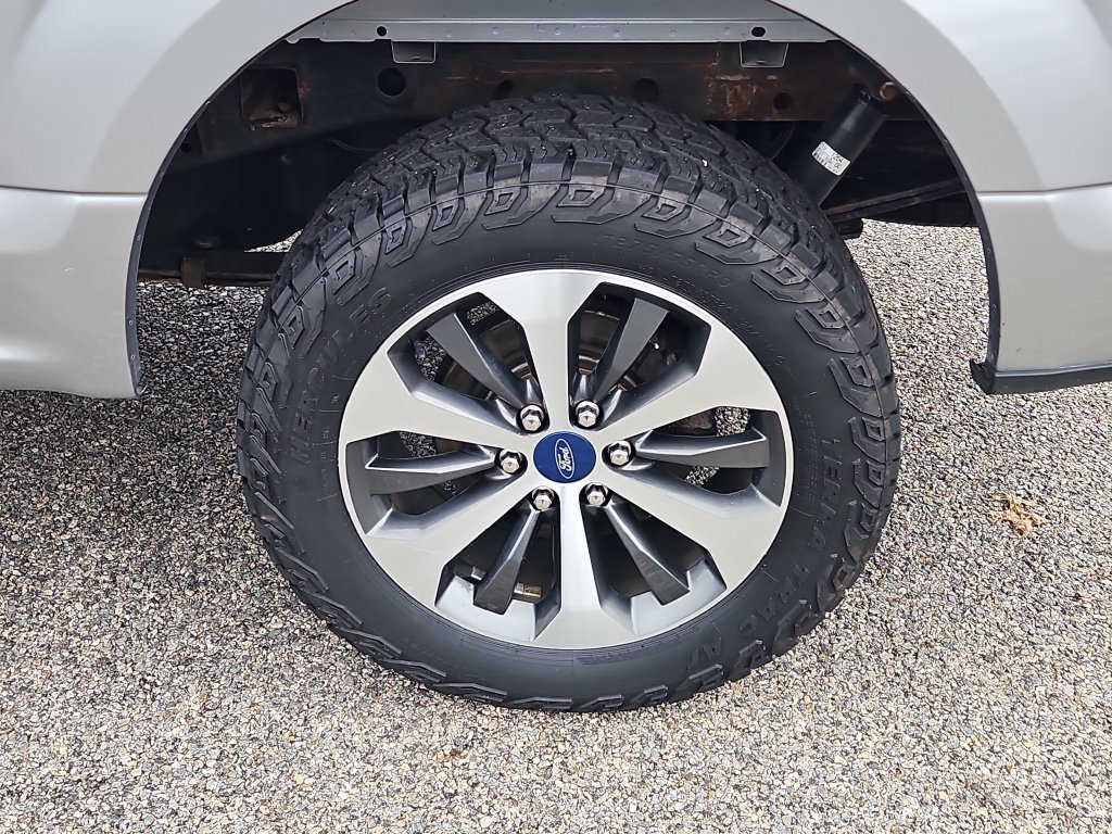 Used 2020 Ford F150 XL w/ Equipment Group 101A Mid AWD/4WD image 8