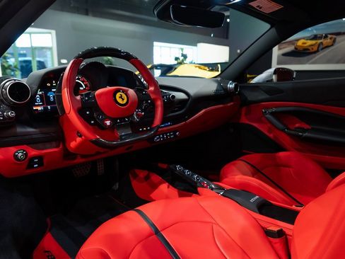 Certified 2022 Ferrari F8 Tributo image 27