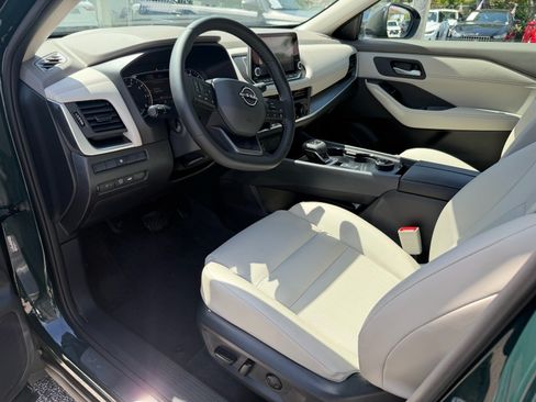 Certified 2026 Nissan Rogue Dark Armor AWD/4WD image 13