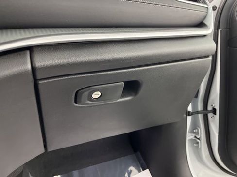 Used 2024 Jeep Grand Cherokee L Laredo image 40