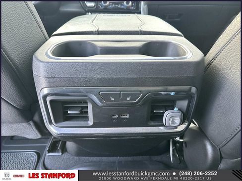 Used 2024 GMC Sierra 3500 Denali image 16