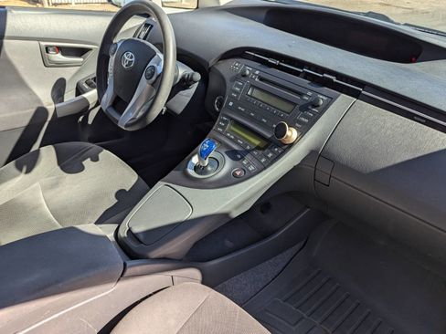 Used 2011 Toyota Prius image 18
