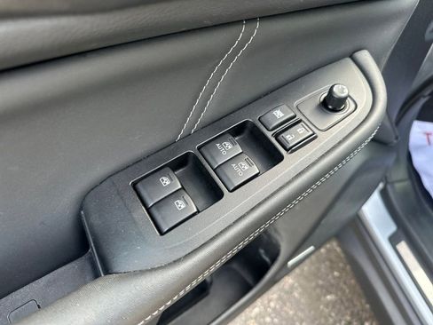 Used 2018 Subaru Outback 3.6R Limited image 16