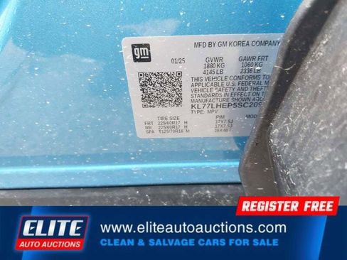 Used 2025 Chevrolet Trax LT w/ LT Convenience Package FWD image 17