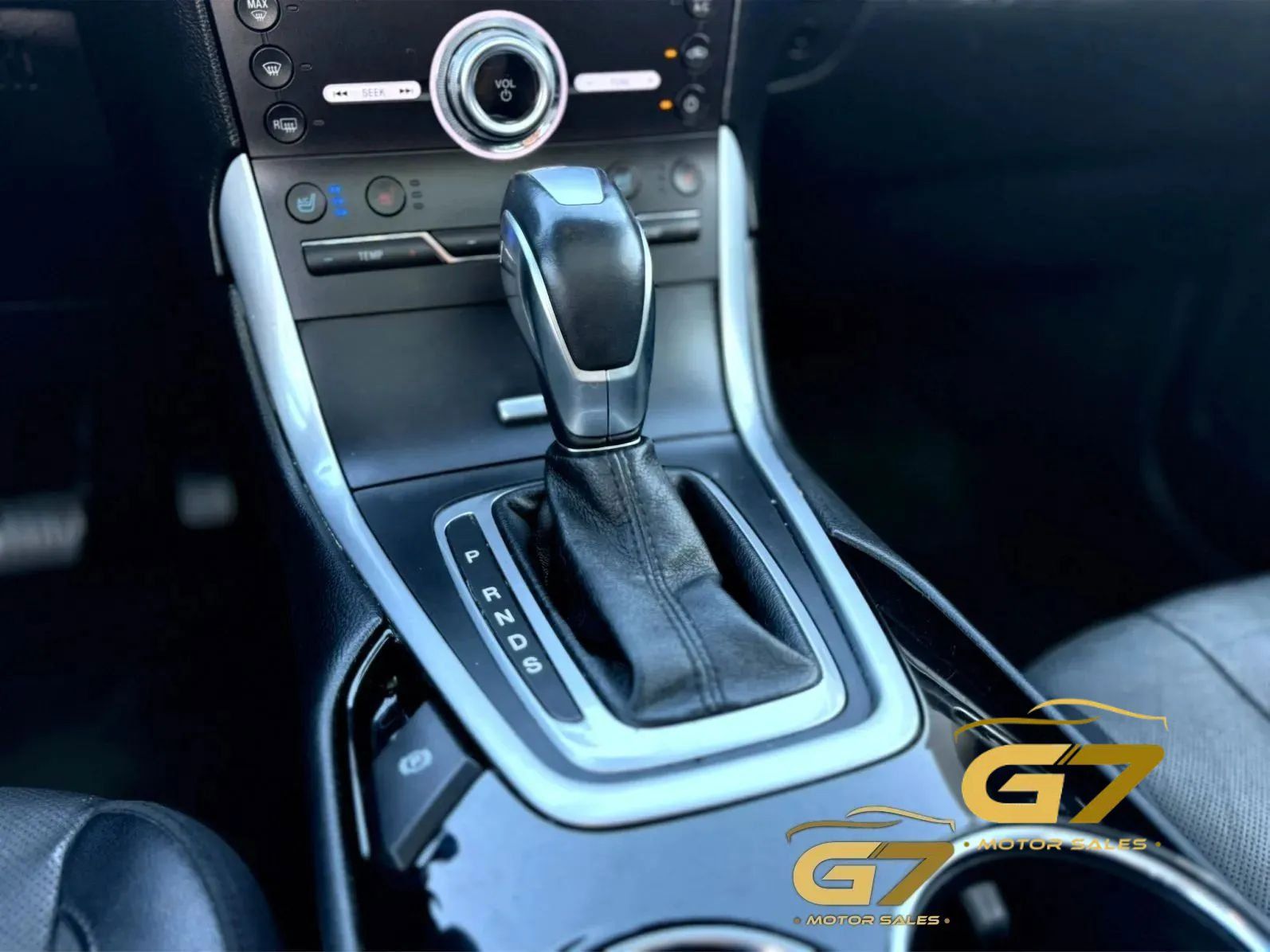 Used 2018 Ford Edge Titanium w/ Equipment Group 301A FWD image 21
