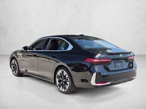 Used 2026 BMW 540i xDrive AWD/4WD image 7