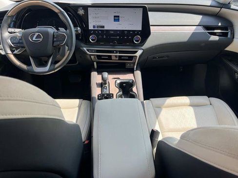 Certified 2024 Lexus RX 350 AWD w/ Convenience Package image 12