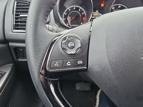 Used 2025 Mitsubishi Outlander Sport ES image 9