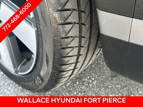 Used 2024 Hyundai Santa Fe Limited AWD/4WD image 11