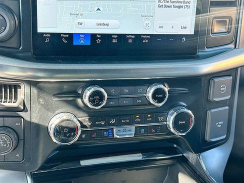 Used 2024 Ford F150 Lariat w/ FX4 Off-Road Package AWD/4WD image 16