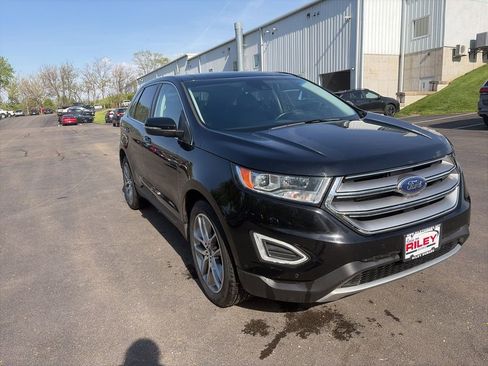 Used 2016 Ford Edge Titanium w/ Equipment Group 302A AWD/4WD image 11