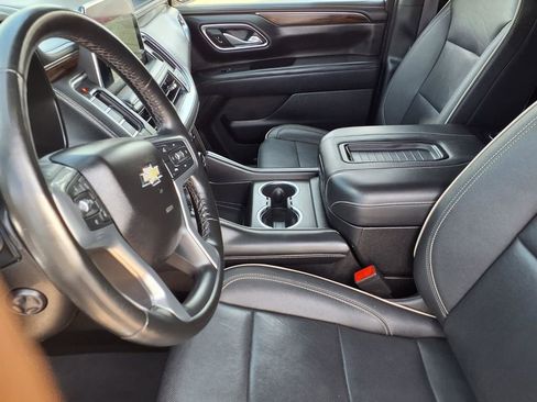 Used 2024 Chevrolet Tahoe Premier RWD image 17