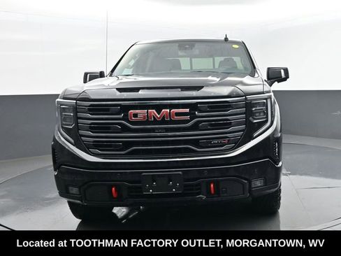 Used 2025 GMC Sierra 1500 AT4 w/ AT4 Preferred Package AWD/4WD image 27