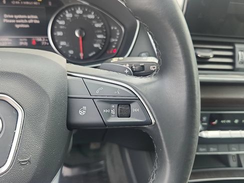 Used 2024 Audi Q5 2.0T Premium w/ Convenience Package AWD/4WD image 22