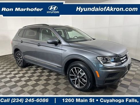 Used 2021 Volkswagen Tiguan SE image 1