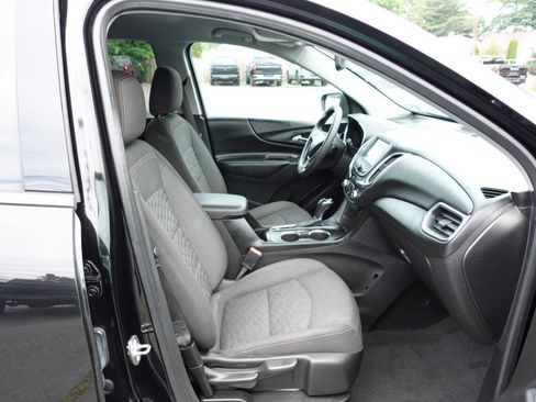 Used 2018 Chevrolet Equinox LT FWD image 29
