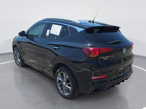 Used 2023 Buick Encore GX Select w/ Sport Touring Package FWD image 5