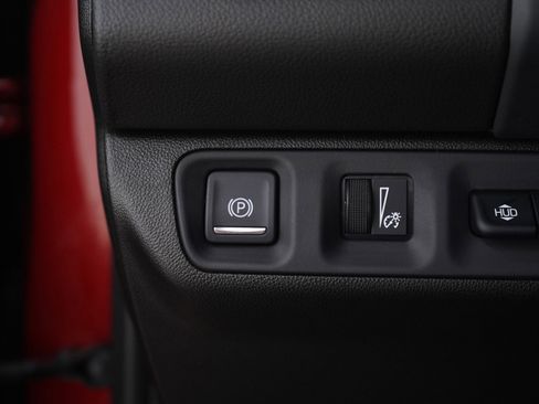 Used 2023 GMC Acadia AT4 w/ Technology Package image 30