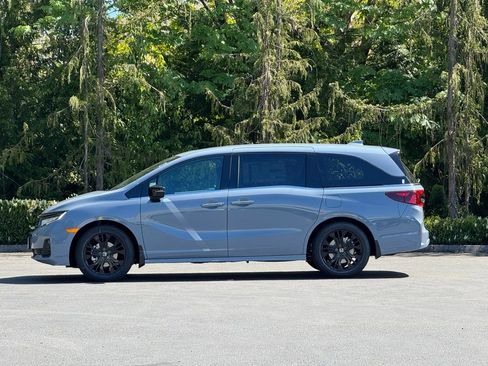 New 2026 Honda Odyssey Sport-L image 3