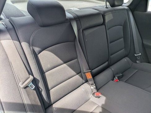 Used 2023 Chevrolet Malibu LT image 28