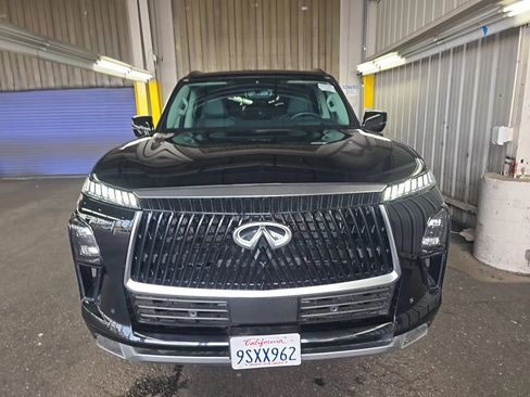 Used 2025 INFINITI QX80 Luxe w/ Cargo Package RWD image 2