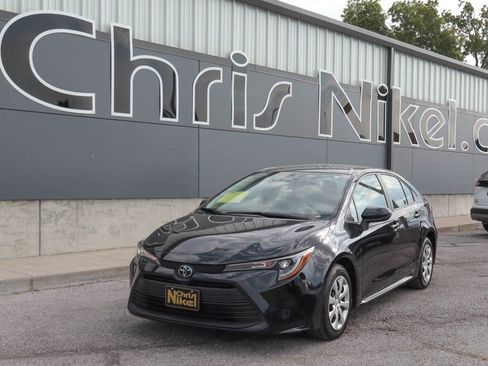 Used 2024 Toyota Corolla LE FWD image 1