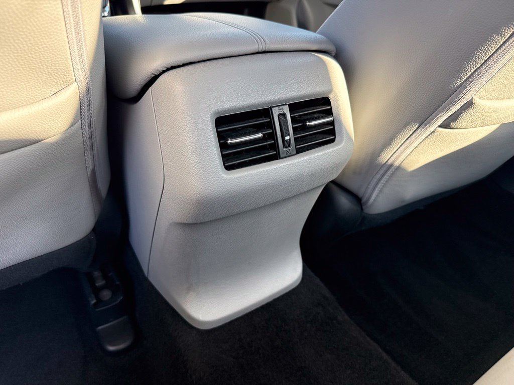 Used 2015 Honda Accord EX-L image 30