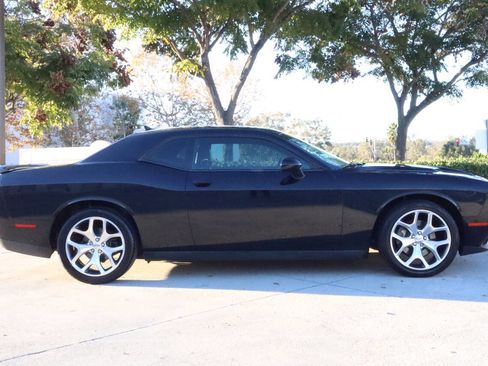 Used 2015 Dodge Challenger SXT Plus w/ Sound Group II image 15