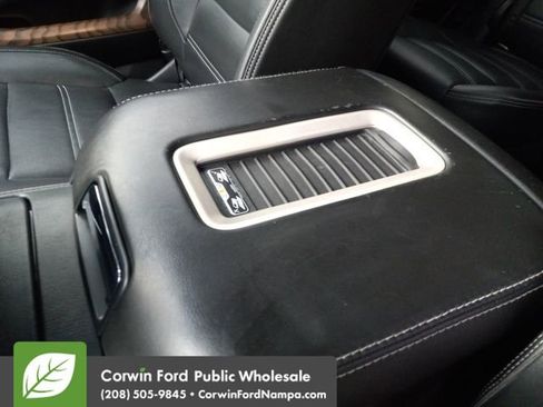 Used 2019 GMC Yukon Denali w/ Denali Ultimate Package image 19